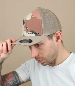 Oakley Trucker Desert Camo