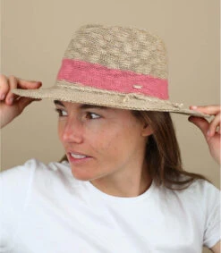 Barts Ponui Lipstick